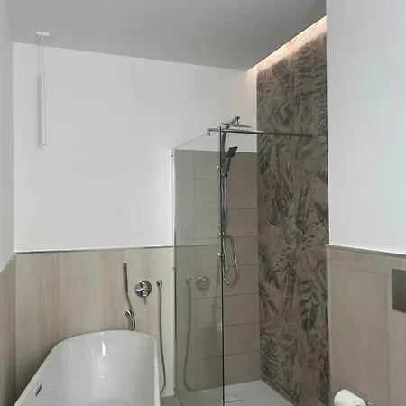 Guest house Bullerjanos *