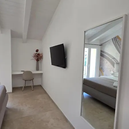 Guest house Bullerjanos
